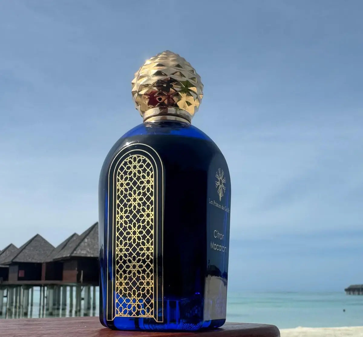 Univers tropical du parfum Citron Macaron des Princes du Golfe